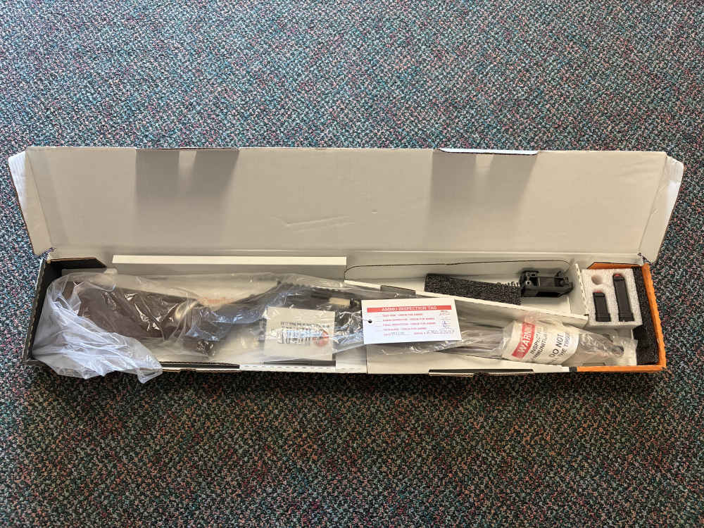 Henry Homesteader H027-H9G 9mm Glock Magwell Threaded Barrel + Box-img-5