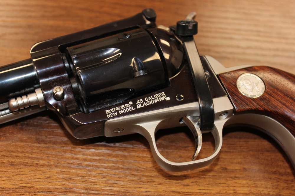 VERY RARE Ruger Blackhawk Black Hawk Wars Anniversary revolver!!-img-13