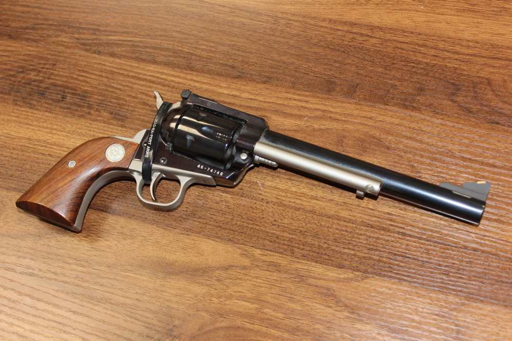VERY RARE Ruger Blackhawk Black Hawk Wars Anniversary revolver!!-img-6