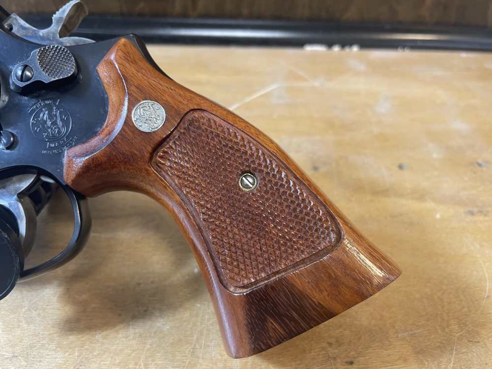 Smith and Wesson 586-2 .357 Mag Revolver 6" 6-Shot - No Reserve!-img-4