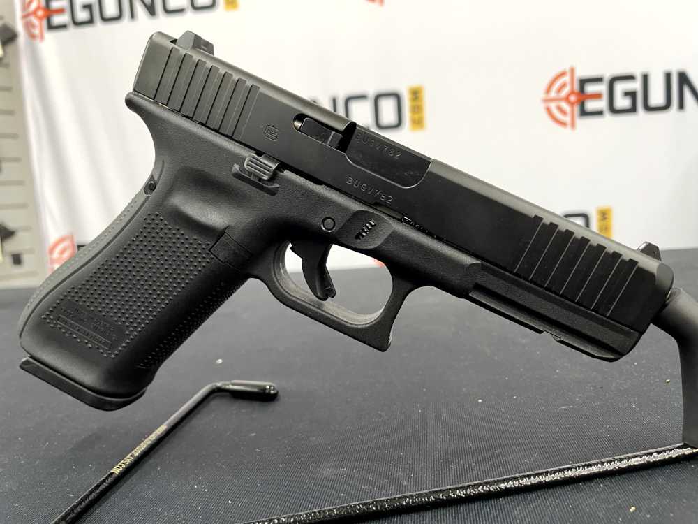 GLOCK 17 GEN5 9MM G5 17RD USED-img-1