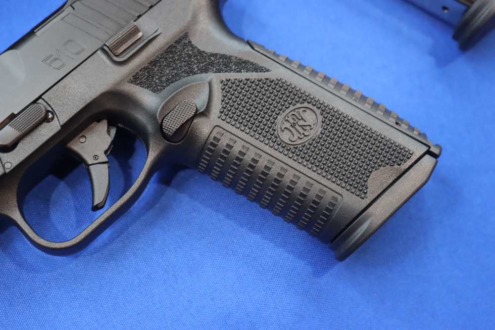 FN Model 510 Tactical Pistol 10MM BLK Threaded 10RD OR FN510T Night Sight -img-5