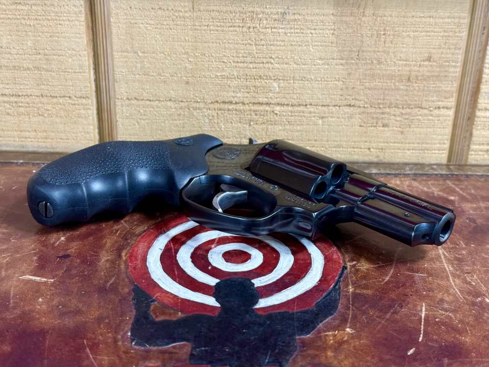 Taurus M85 .38 SPL 2” w/ Original Box-img-3