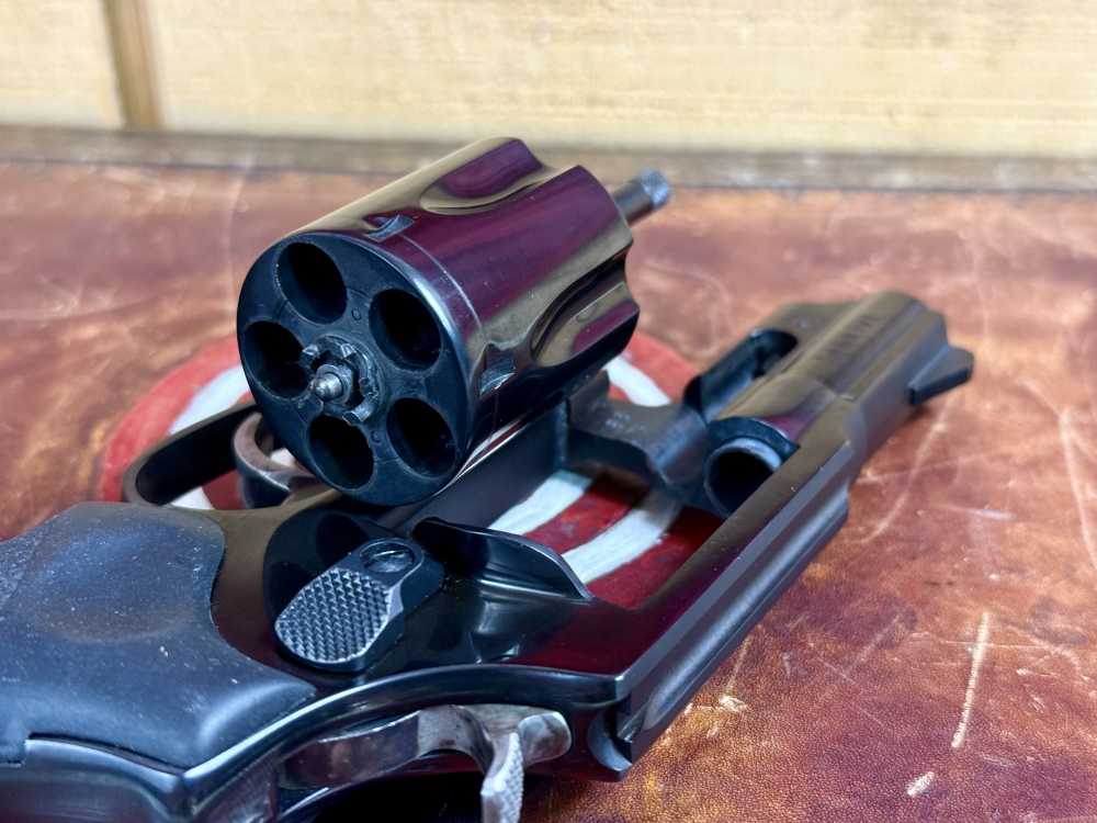 Taurus M85 .38 SPL 2” w/ Original Box-img-4
