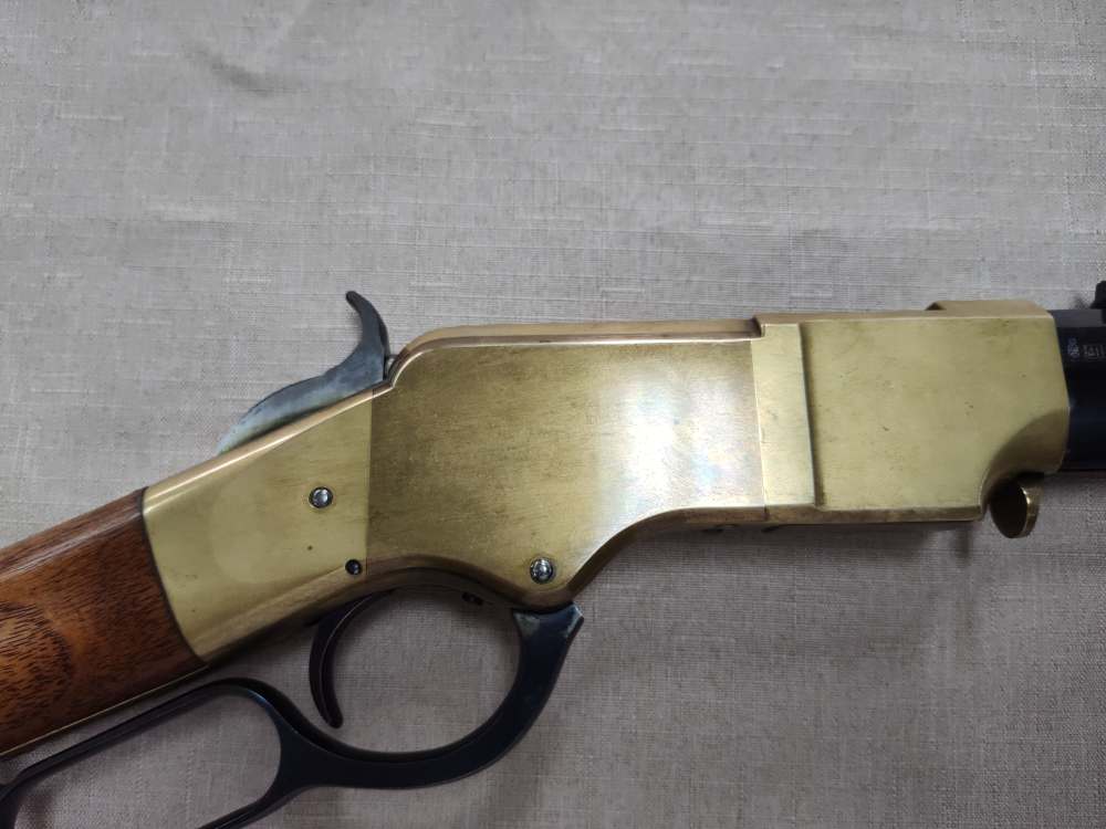 1860 Henry Brass Patent Rifle by A. Uberti for Allen Arms Co. Cal. 44-40!-img-38