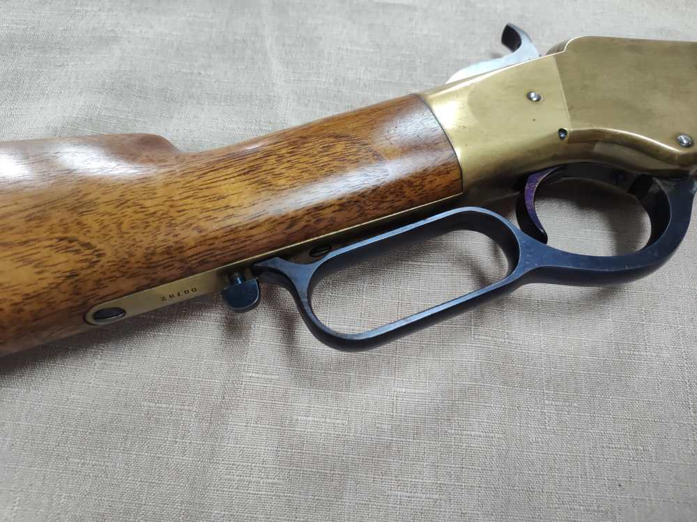 1860 Henry Brass Patent Rifle by A. Uberti for Allen Arms Co. Cal. 44-40!-img-36