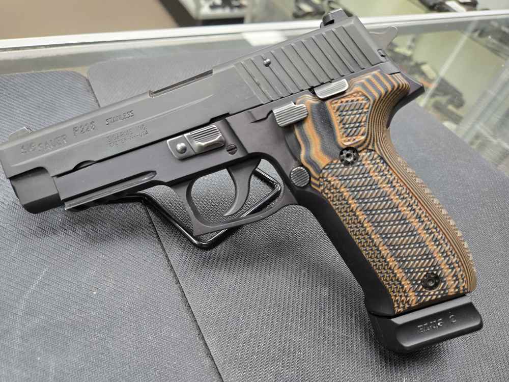 Nice Sig P226, 357 Sig, US made-img-0