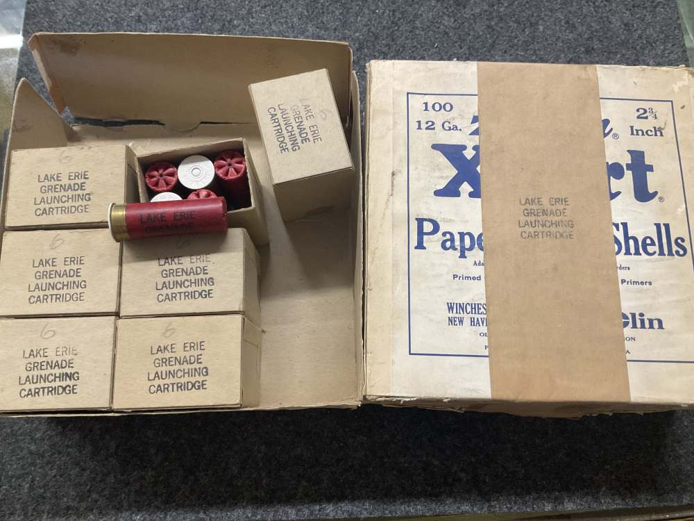 vintage Western Winchester LAKE ERIE GRENADE SHOTGUN shell 100 box rare -img-1