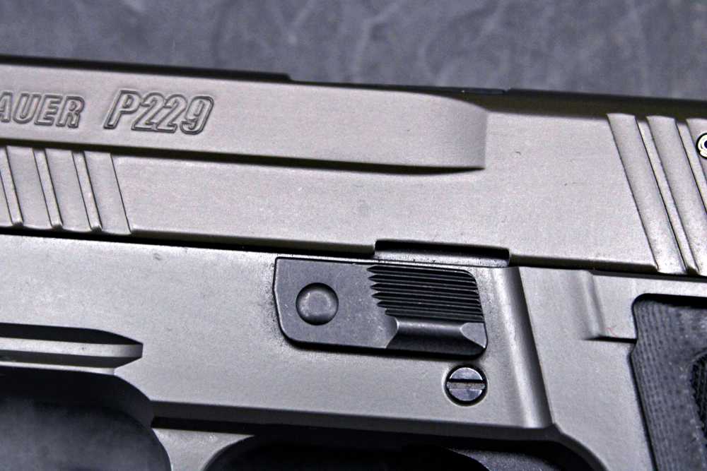 Sig Sauer P229 Legion SAO 9mm-img-15