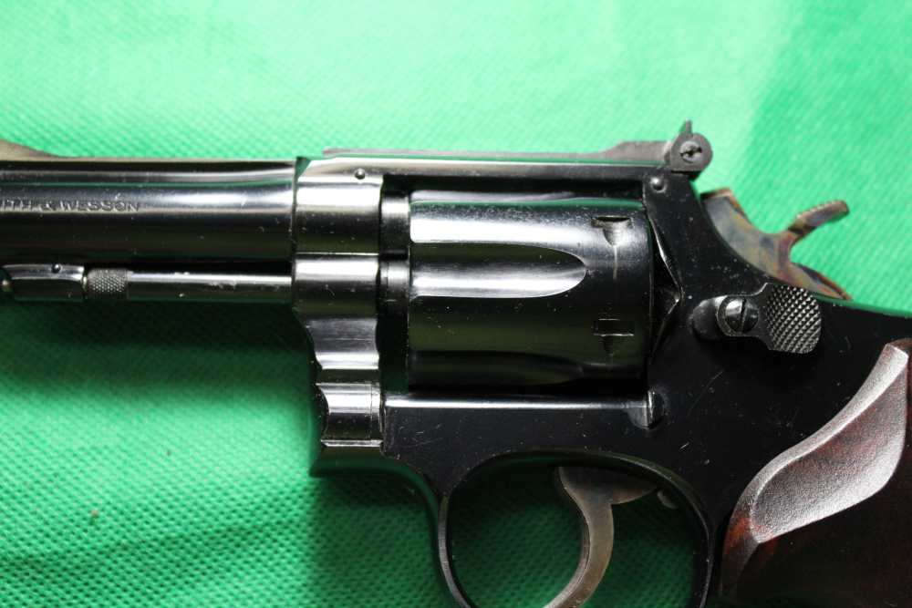 S&W Model 18 Combat Masterpiece Revolver 22LR with S&W Box -img-11