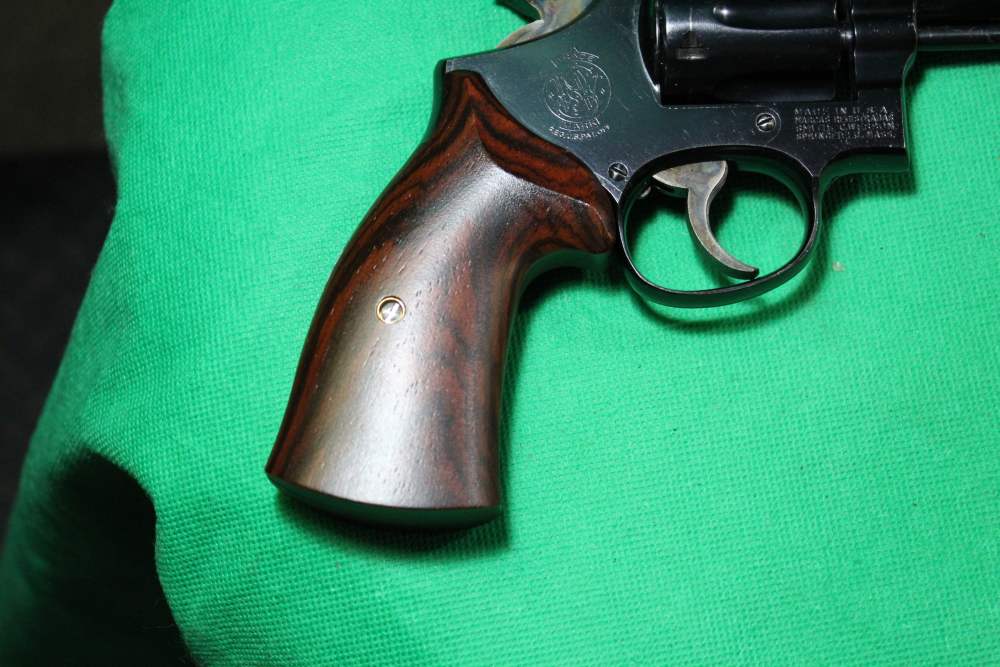 S&W Model 18 Combat Masterpiece Revolver 22LR with S&W Box -img-5