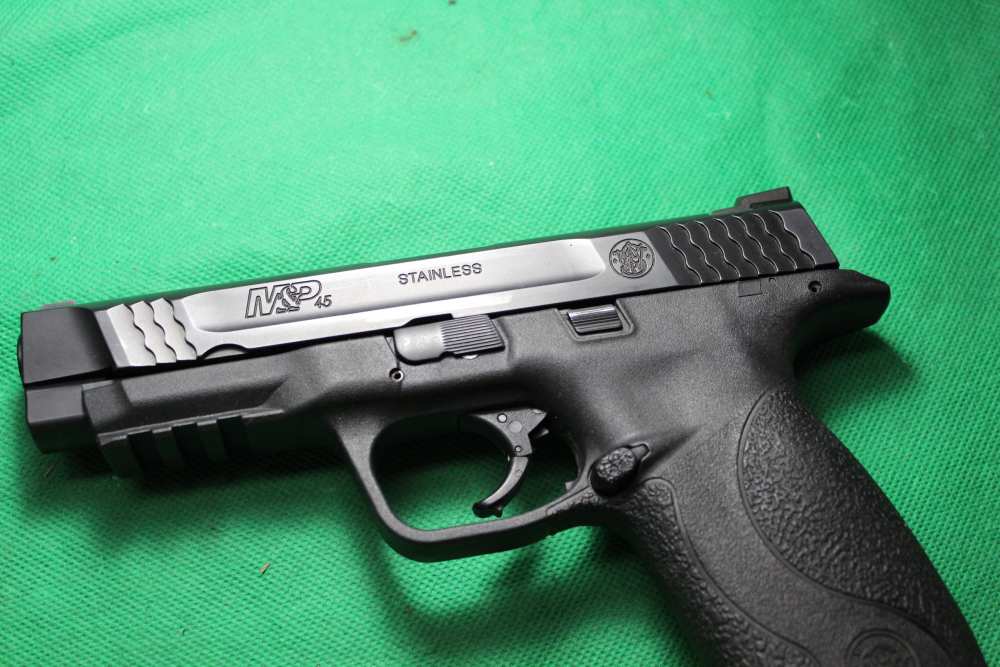 Smith & Wesson M&P 45 Stainless Pistol S&W M&P45 ACP w 3 Mags NICE-img-3