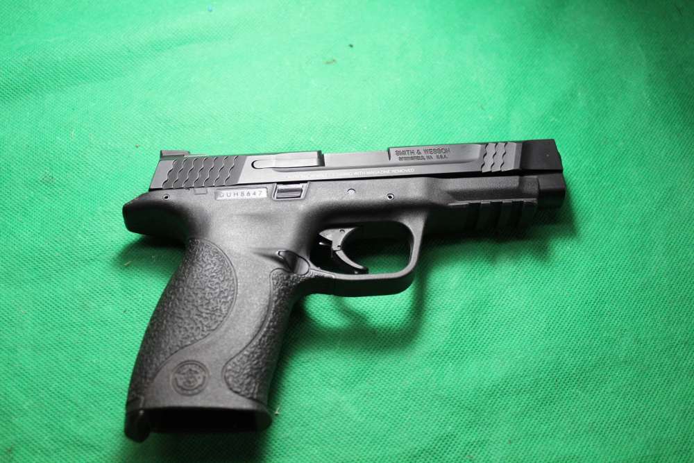 Smith & Wesson M&P 45 Stainless Pistol S&W M&P45 ACP w 3 Mags NICE-img-5