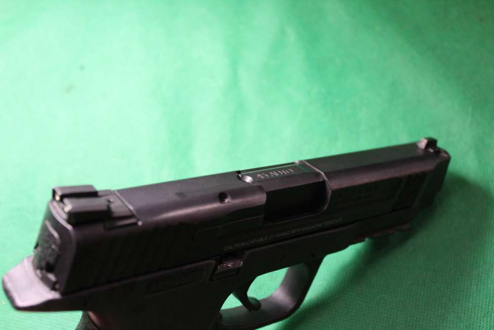 Smith & Wesson M&P 45 Stainless Pistol S&W M&P45 ACP w 3 Mags NICE-img-13