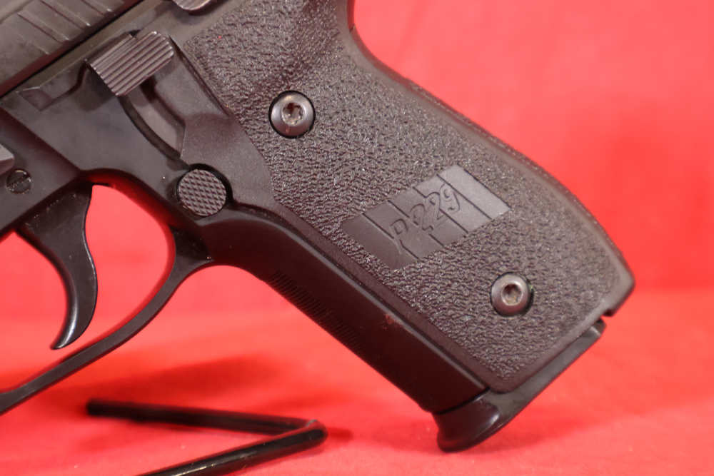 Sig Sauer P229 40 S&W / 357SIG 3.9" 12rd LaserGrips Included German Frame-img-7