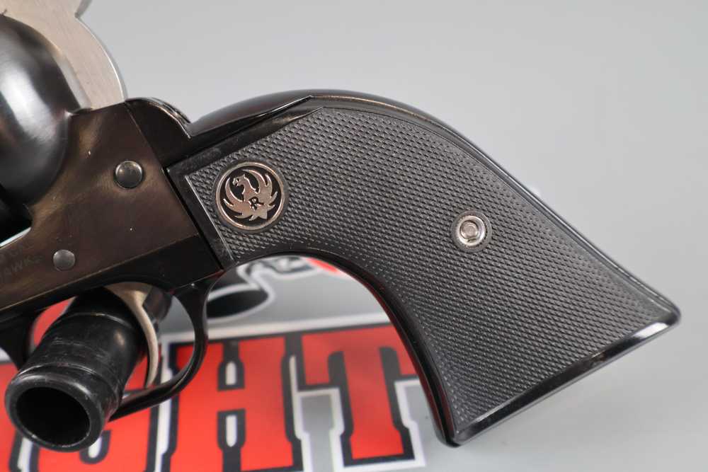 Ruger New Model Blackhawk .357 MAG 6 1/2"bbl w/Case-img-11