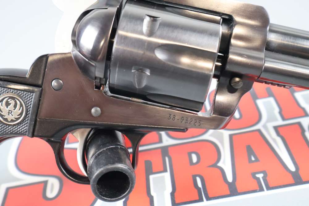 Ruger New Model Blackhawk .357 MAG 6 1/2"bbl w/Case-img-7
