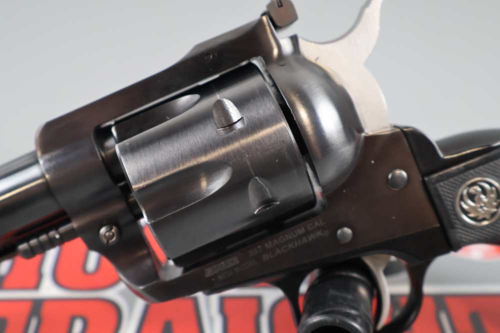 Ruger New Model Blackhawk .357 MAG 6 1/2"bbl w/Case-img-14