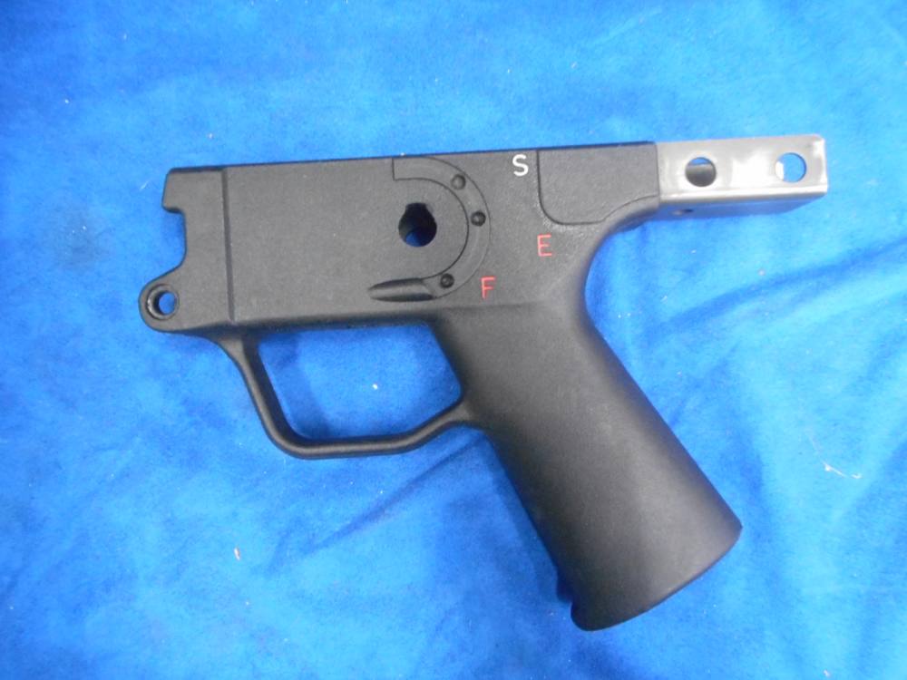 Original Navy HK G3 lower SEF trigger housing pistol grip Heckler and Koch -img-0