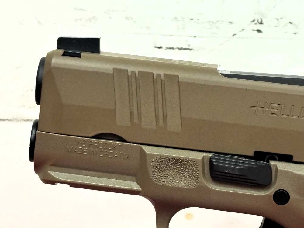 Factory New Springfield Hellcat FDE 9mm Pistol Hard to Find! No Reserve!-img-2