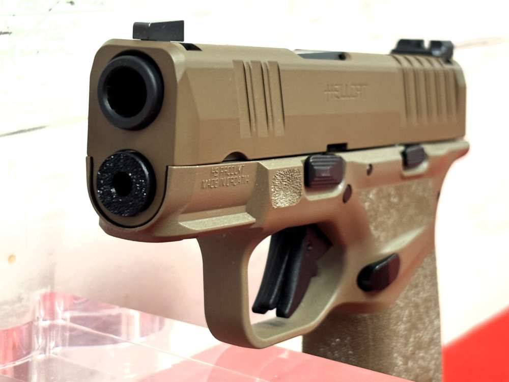 Factory New Springfield Hellcat FDE 9mm Pistol Hard to Find! No Reserve!-img-7