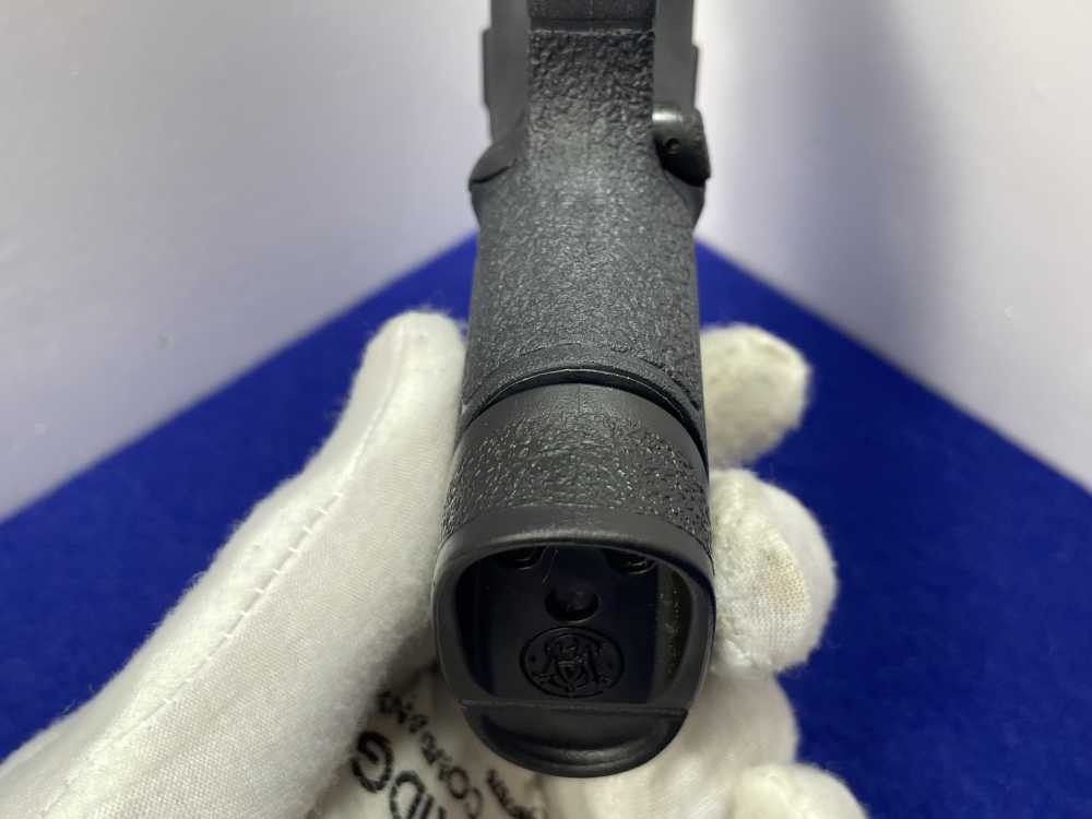 Smith & Wesson M&P9c 3.5" Black *AMAZING SEMI-AUTO CONCEAL CARRY HANDGUN*-img-35