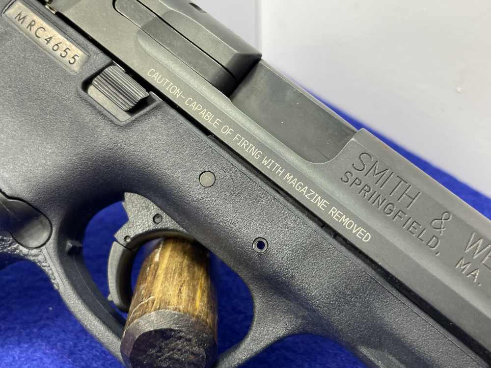 Smith & Wesson M&P9c 3.5" Black *AMAZING SEMI-AUTO CONCEAL CARRY HANDGUN*-img-21