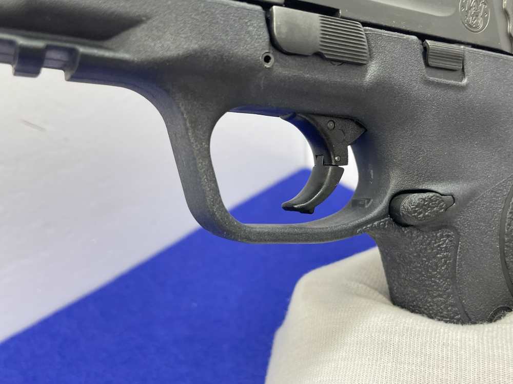 Smith & Wesson M&P9c 3.5" Black *AMAZING SEMI-AUTO CONCEAL CARRY HANDGUN*-img-39