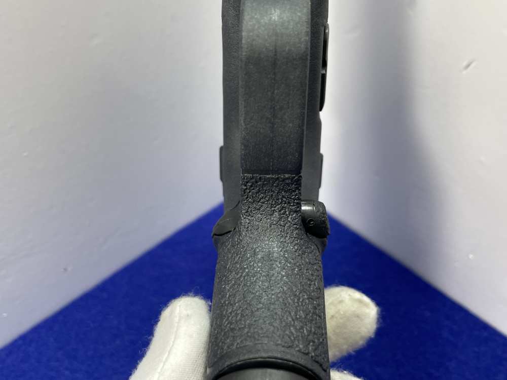 Smith & Wesson M&P9c 3.5" Black *AMAZING SEMI-AUTO CONCEAL CARRY HANDGUN*-img-34