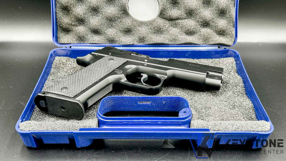 Rare CZ 40B 10+1 4.255" Barrel Semi Auto Pistol w/ Original Box-img-2