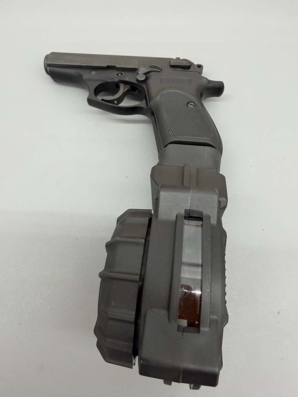 Bersa Thunder 380 with 30 round Magazine --img-21