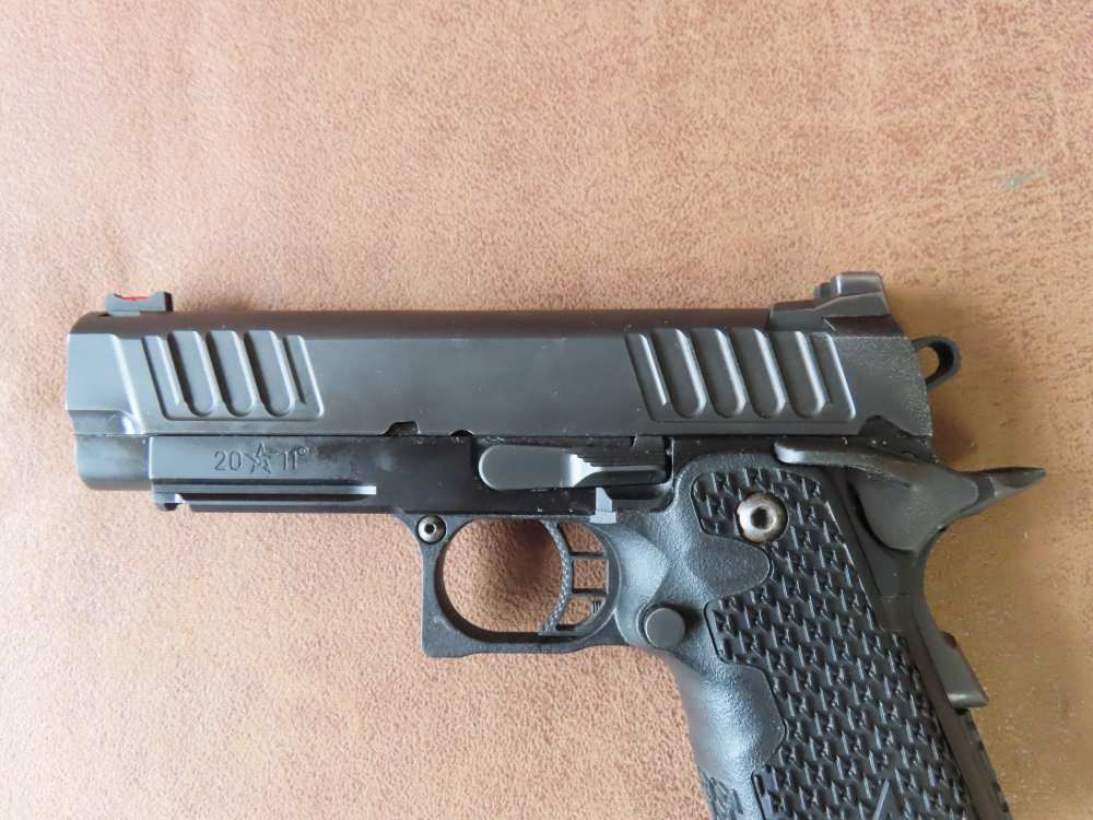 STACCATO C2 W/OG CASE & 2 MAGAZINES-img-3