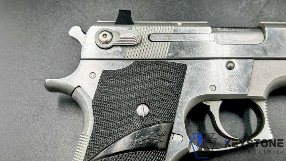 Smith & Wesson Model 645 5" Barrel .45ACP DA/SA w/ Hard Case & 2 Mags-img-7