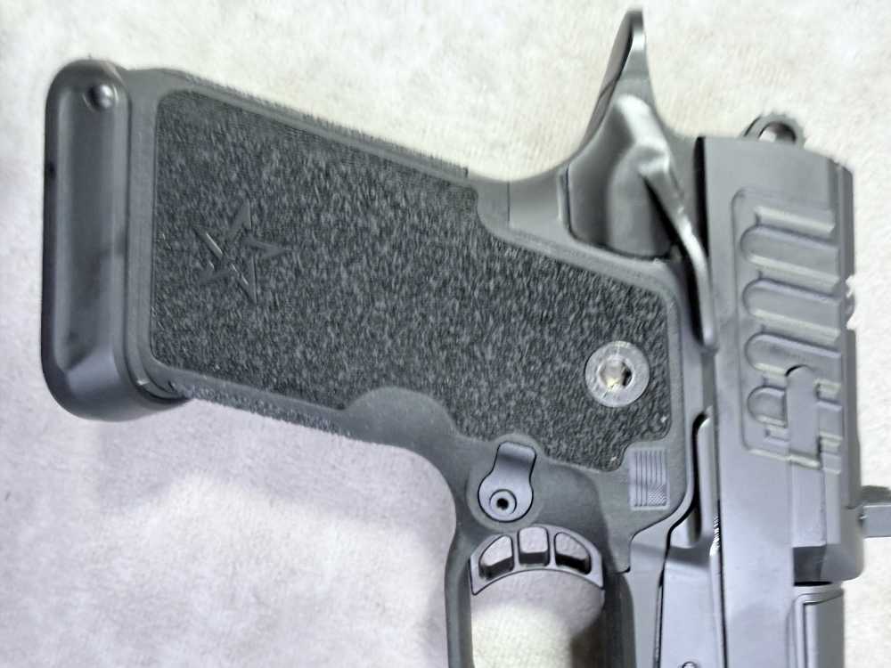 NEW! STACCATO PREMIUM C4X 9MM PISTOL 4” COMP X SERIES SERRATIONS PENNY .01-img-16