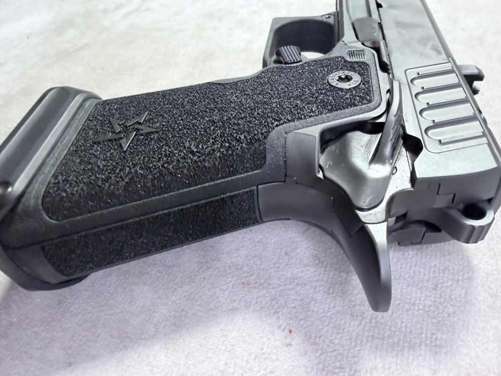 NEW! STACCATO PREMIUM C4X 9MM PISTOL 4” COMP X SERIES SERRATIONS PENNY .01-img-25