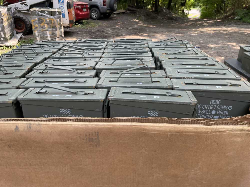 228 ammo cans 30 caliber M1 enbloc will ship very clean-img-2