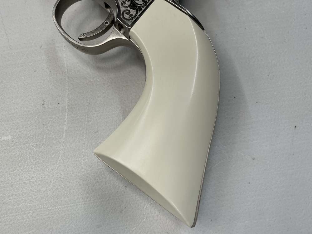 Taylor's & Co 1873 Outlaw Legacy nickel engraved 5.5" .357 mag SA revolver-img-7
