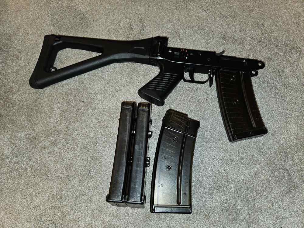 SWISS Sig 551, 556, 55X, lower,  folding , 4 position safety, magazines.-img-2