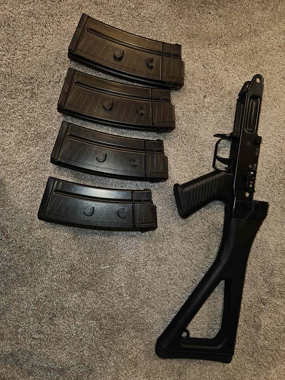 SWISS Sig 551, 556, 55X, lower,  folding , 4 position safety, magazines.-img-0