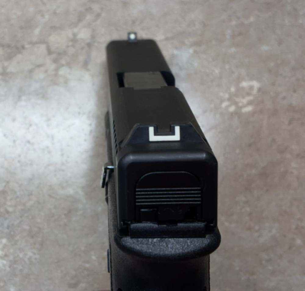 GLOCK 17 GENERATION 2 9MM PISTOL-img-2