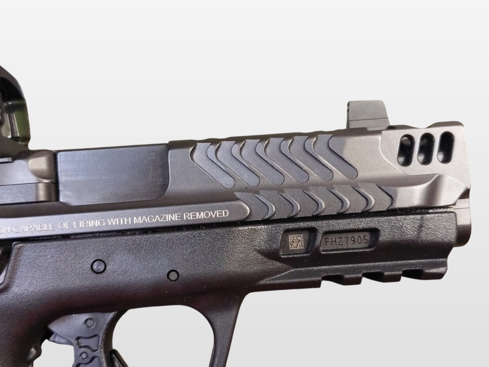 Smith & Wesson M&P9 M2.0 9mm Luger Performance Center Ported-img-2