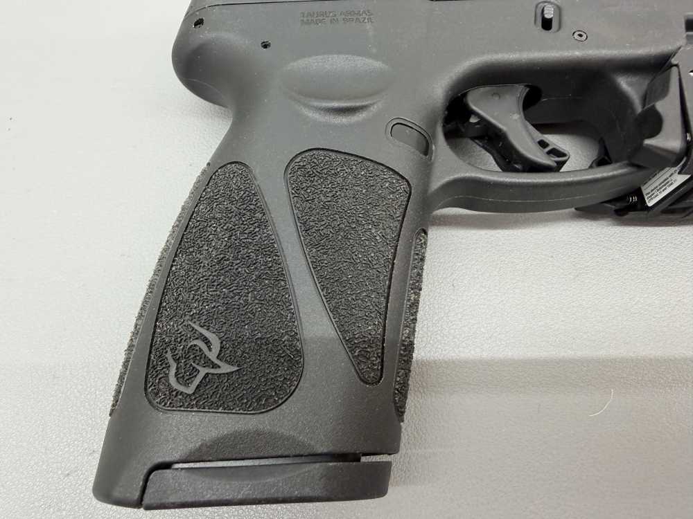 Taurus G3 Semi-Auto Pistol in 9mm - Comes with Laser/light combo --img-5