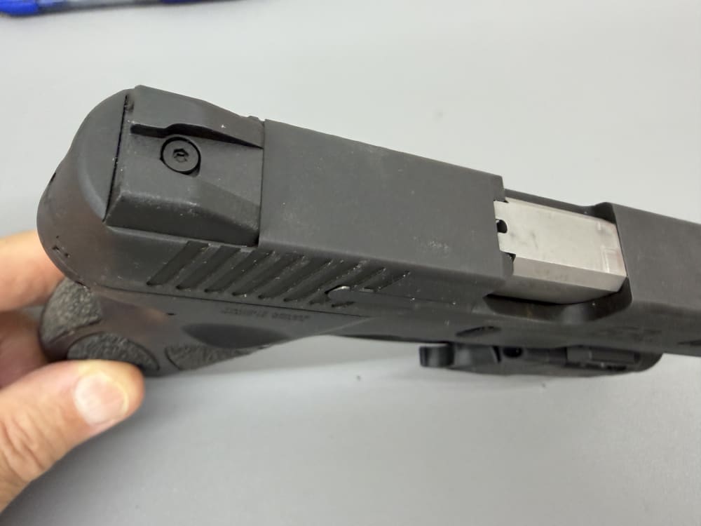 Taurus G3 Semi-Auto Pistol in 9mm - Comes with Laser/light combo --img-14