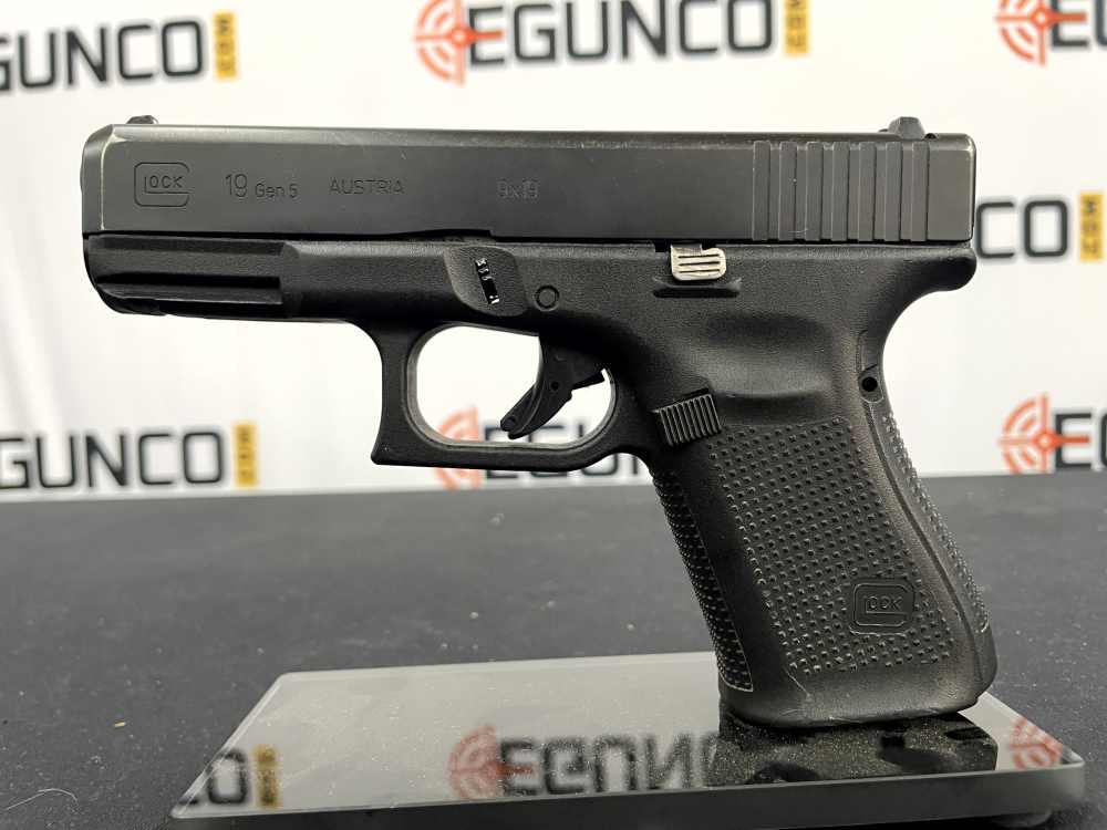 GLOCK 19 G5 9MM GEN5 15RD-img-1