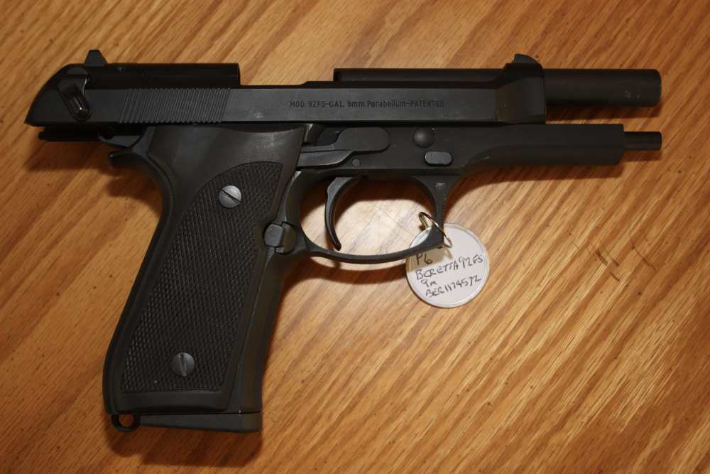 Beretta 92 FS 1 extra magazine-img-2