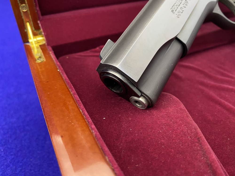 RARE Colt Gold Cup National Match 45ACP *ONE OF ONLY 500 USA TEAM SHOOTING*-img-17