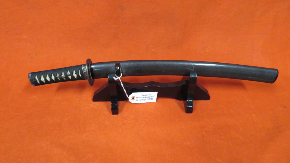 Antique Japanese Wakizashi – Signed Terushige – Shitahara School – NBTHK-img-1