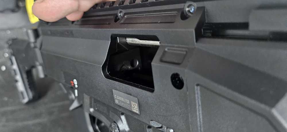 CZ Scorpion EVO 3+ .9mm x3 mags and OEM box-img-7