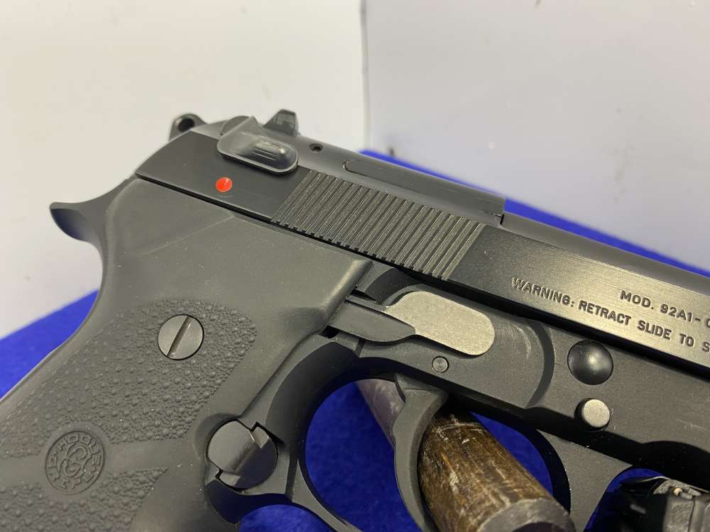 Beretta 92A1 9mm Black 4.9" *STREAMLIGHT TLR-1 & ALIEN GEAR HOLSTER*-img-27