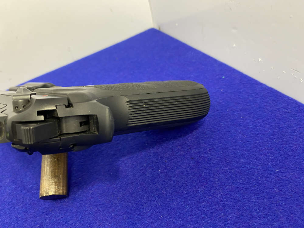 Beretta 92A1 9mm Black 4.9" *STREAMLIGHT TLR-1 & ALIEN GEAR HOLSTER*-img-35
